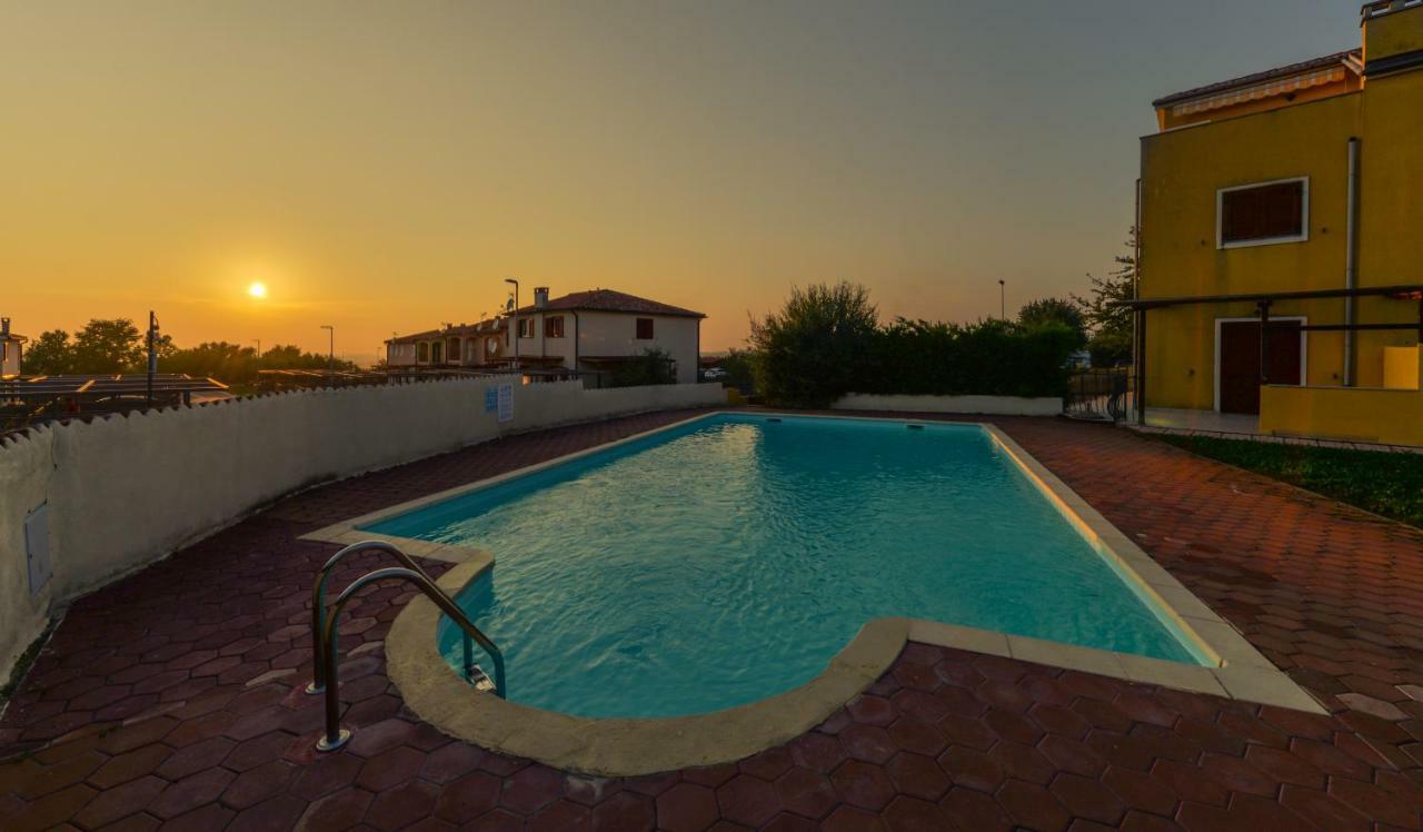 Lumbre Apartment Tar-Vabriga Bagian luar foto